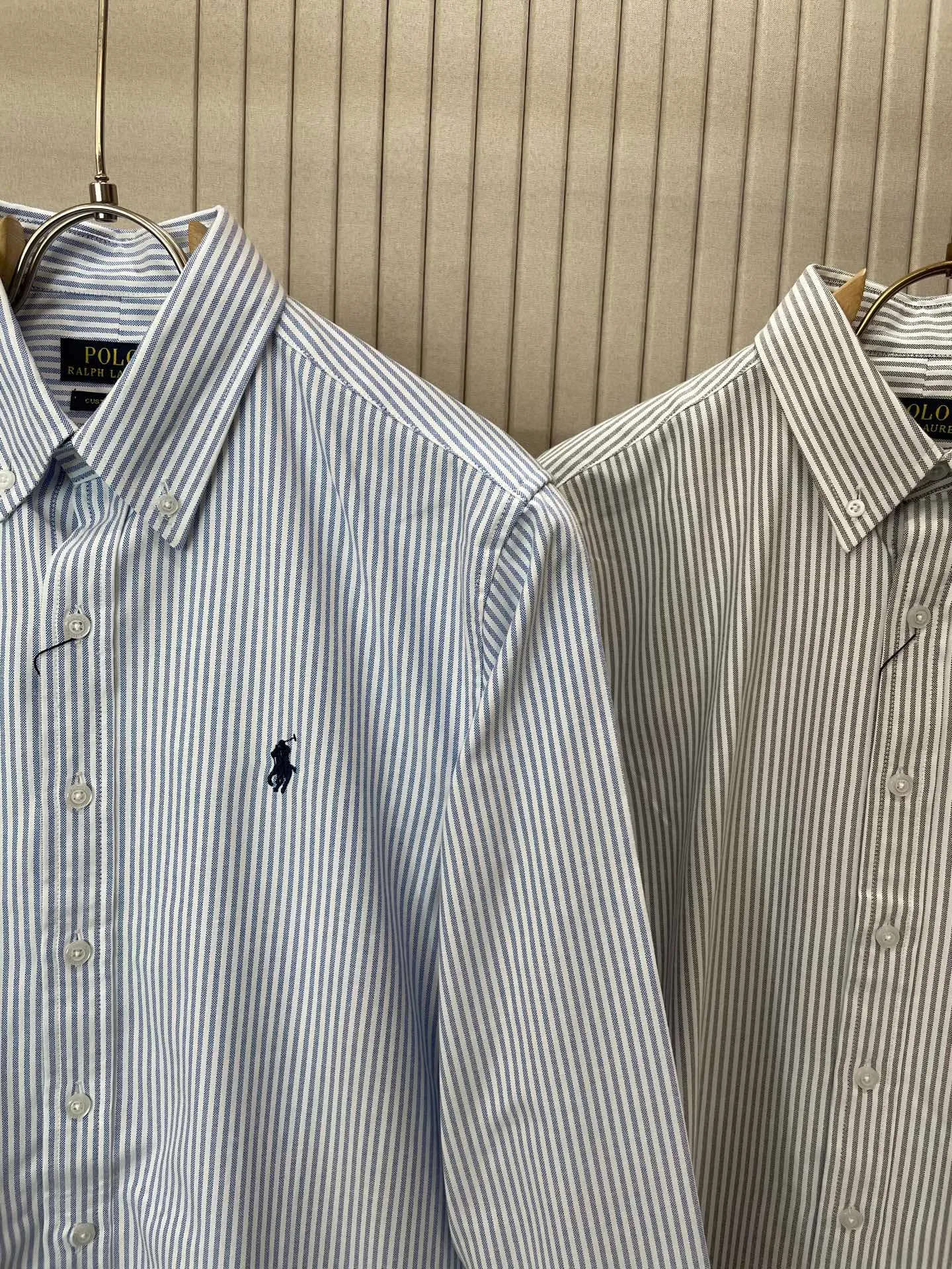 P220 🌸🌸🌸 POLO Ralph Lauren [High Quality] Classic shirt! The classic casual shirt made of pure cotton Oxford cloth has a unique design. It has a simple, clean and classic silhouette design. It is a versatile style that can be switched at will. The fabric feels soft and delicate, highly breathable, and is close to the skin and comfortable to wear. It can be worn alone as an inner layer. Its versatile performance is beyond your imagination! The upper body of the ready-to-wear is simple and classic yet elegant! Size:M-XXL